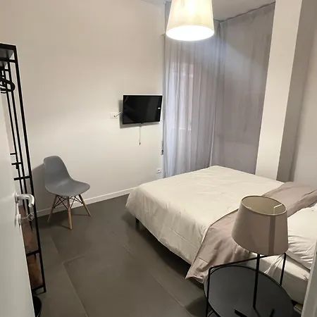 Manaroomsmasini 3* Bologna