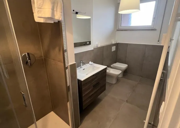 Πανσιόν Manaroomsmasini