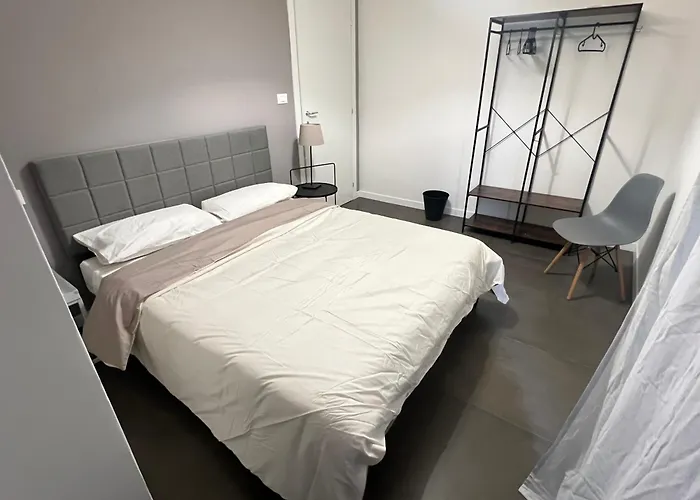 Πανσιόν Manaroomsmasini