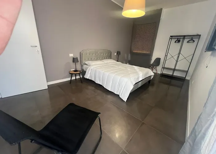 Πανσιόν Manaroomsmasini